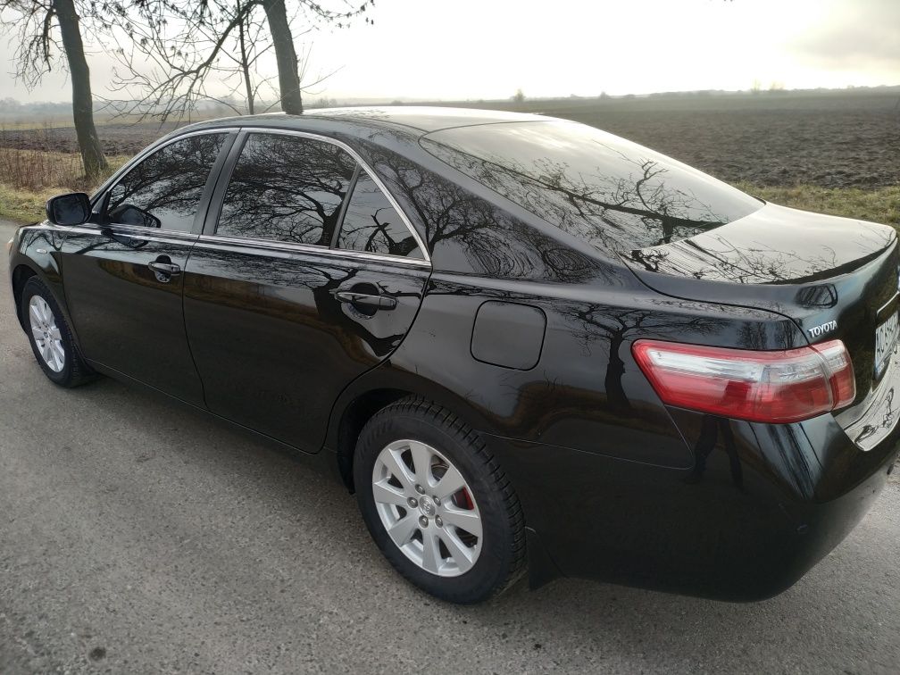 Продам Toyota Camry