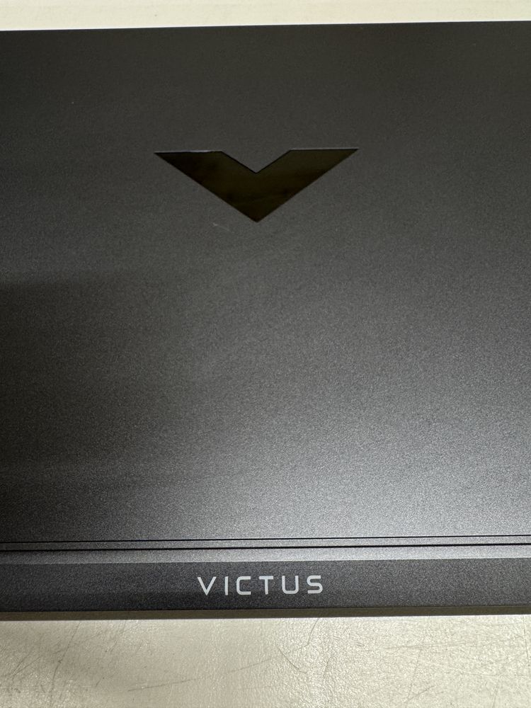 Vendo Portátil HP Victus Gaming como novo.