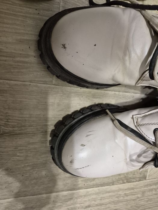 Теплі черевики для дівчинки 36розмір по стєльці 23 см