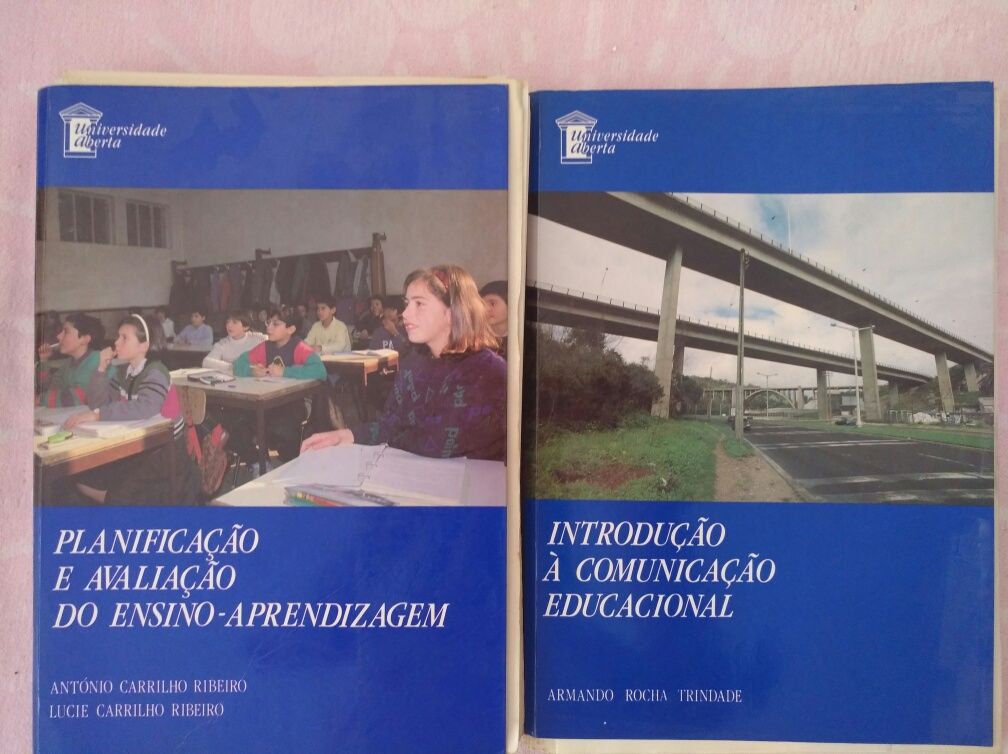 Livros didáticos/estudo/pedagogicos