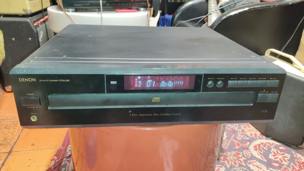 Leitor de Cd's Denon DCM 280 múltiplo 5 cd
