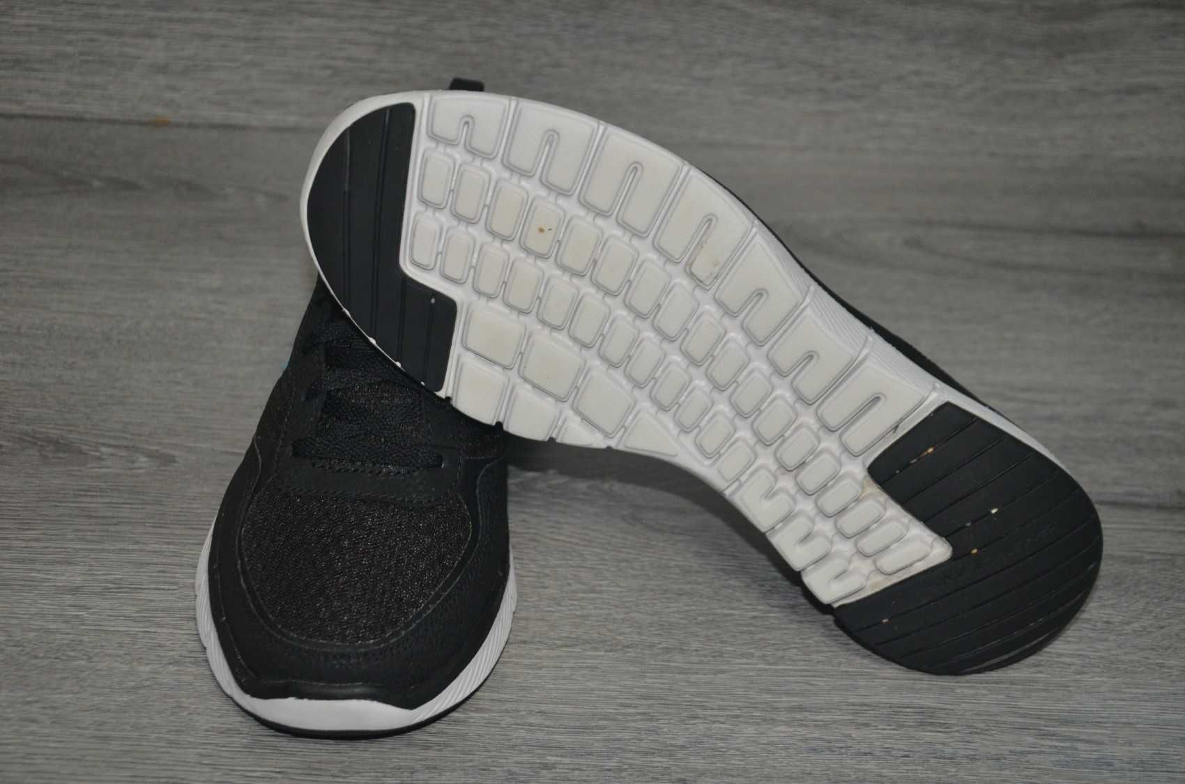 Продам кросівки ФІРМА Skechers
