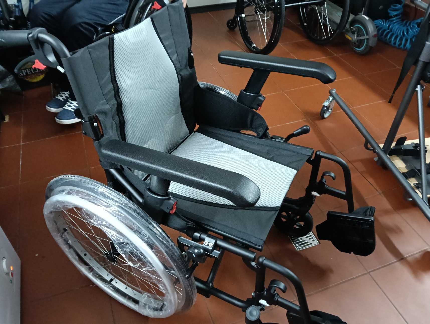Wózek inwalidzki REHASENSE