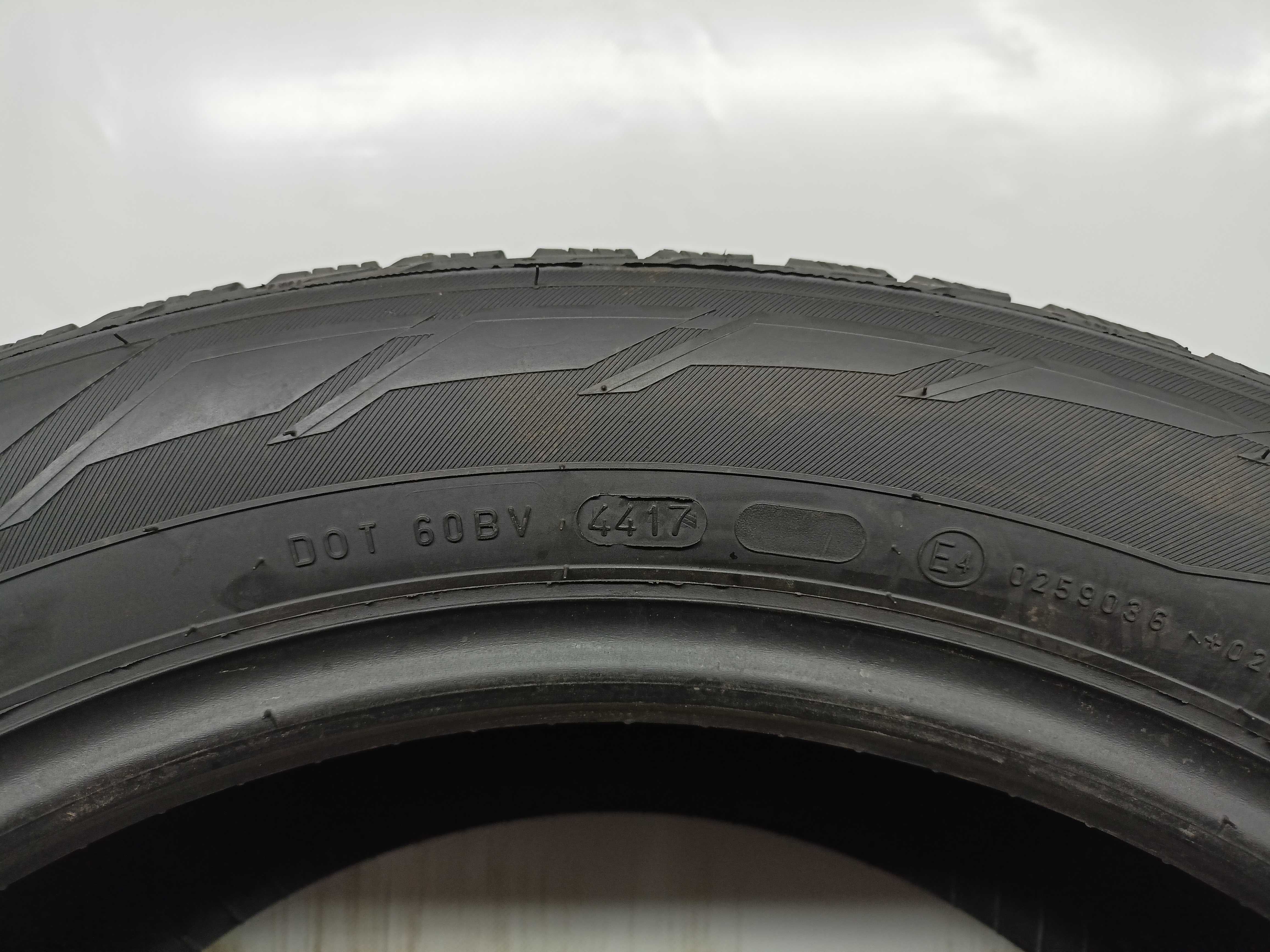 Nokian Hakkapeliitta R2 235/50/18 2017rok 101R 8/7mm (1568)