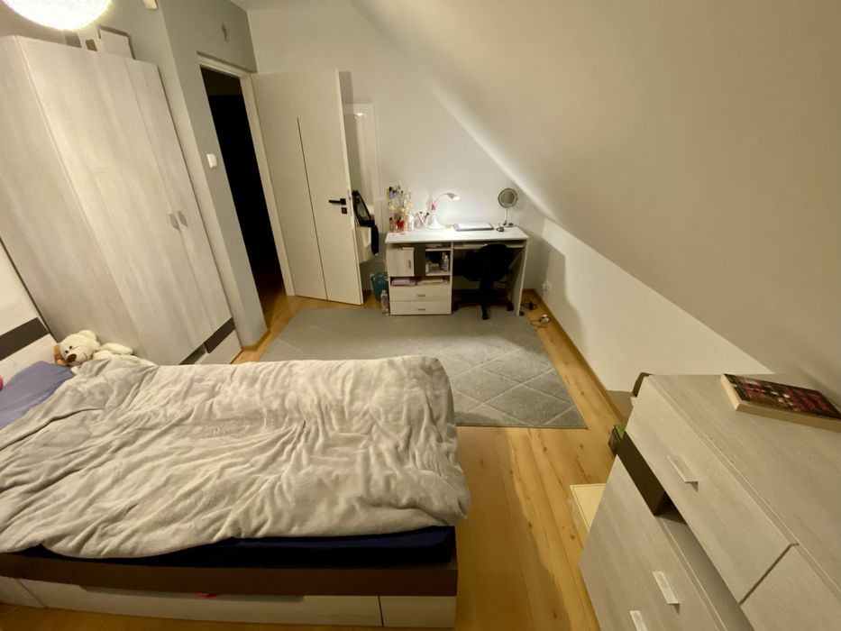 Zestaw mebli młodzieżowych, bardzo dobry stan, pokój młodzieżowy