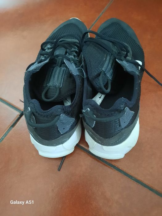 Sapatilhas pretas nike