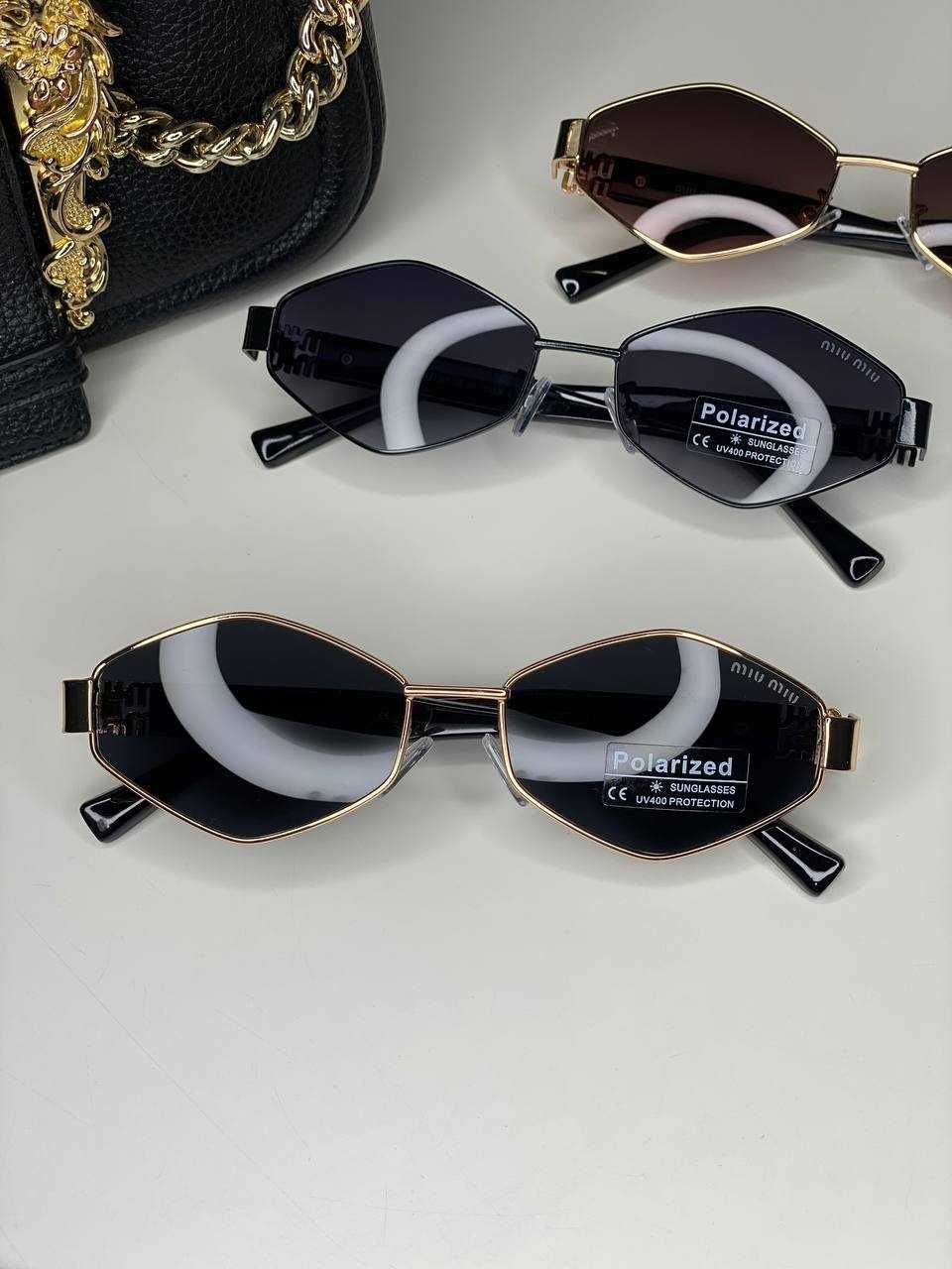 Женские очки MIU MIU Polarized черные/коричневые Ромбы с поляризацией