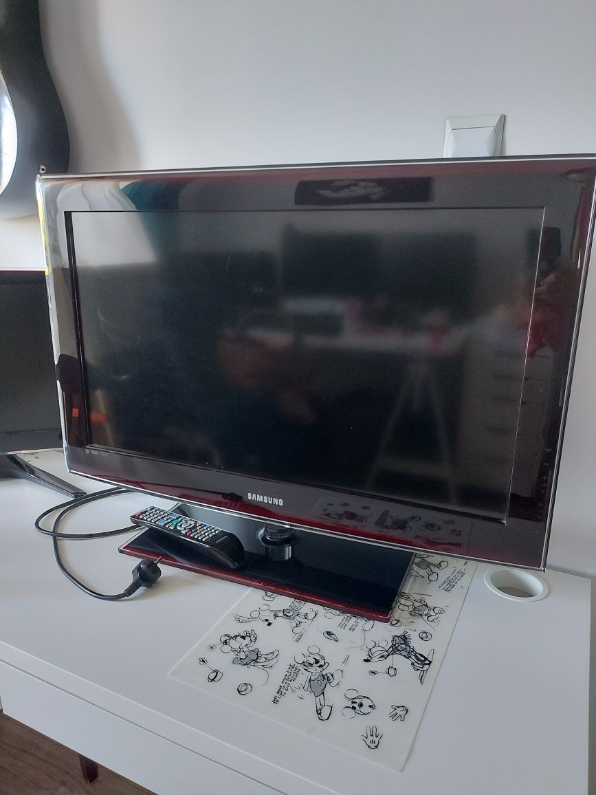 Telewizor LCD 32" samsung