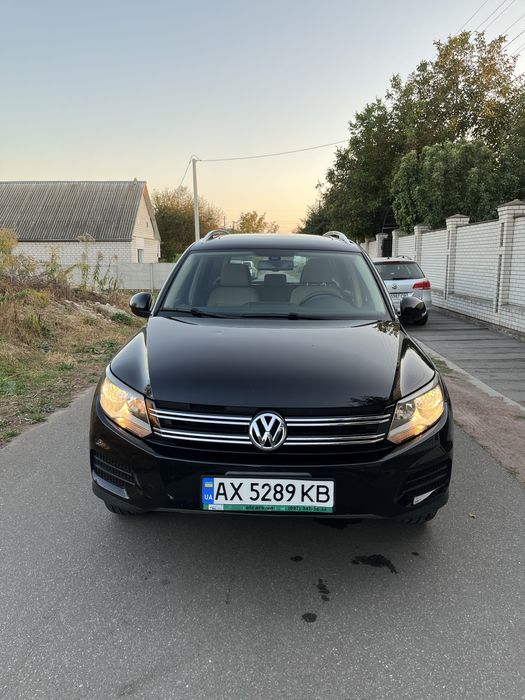 Продам авто Volkswagen Tiguan