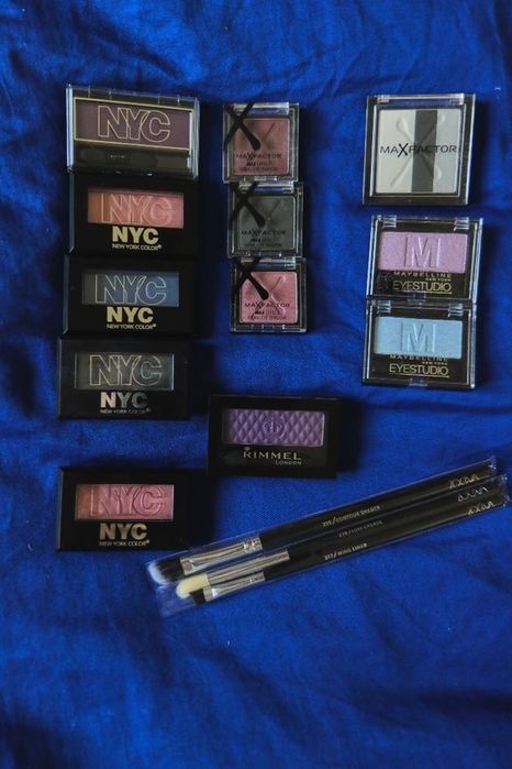 NOWE cienie do powiek 12 sztuk + 3 pędzle ZOEVA