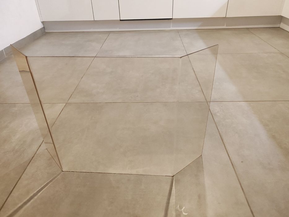 Szyba ognioodporna do kominka gięta