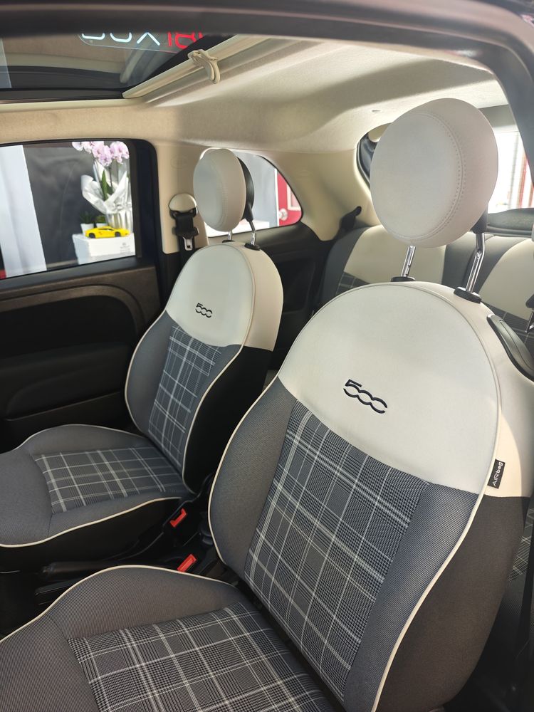 Fiat 500 azul marinho
