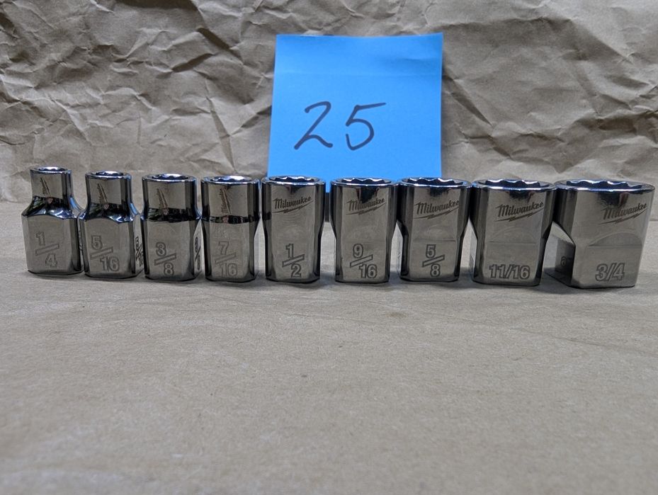 Набір дюймових головок Milwaukee 3/8" 9 штук