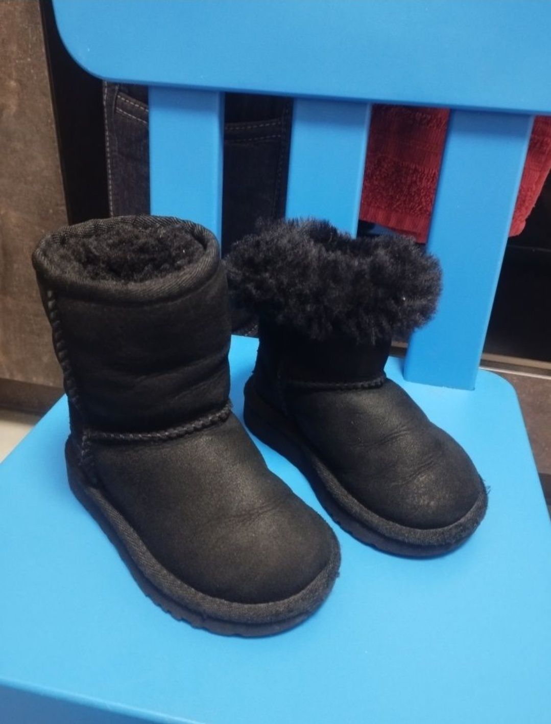 Комбінезон H&M 12-18 + ugg 22,5 ( 13,5 см)