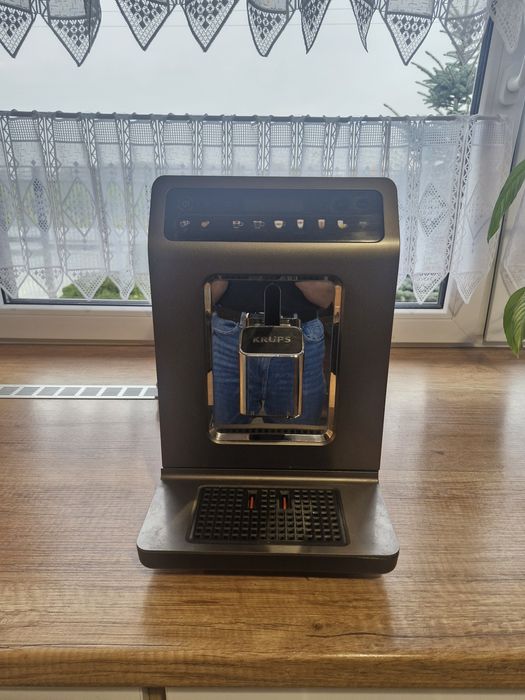 Ekspres do kawy Krups EA 895
