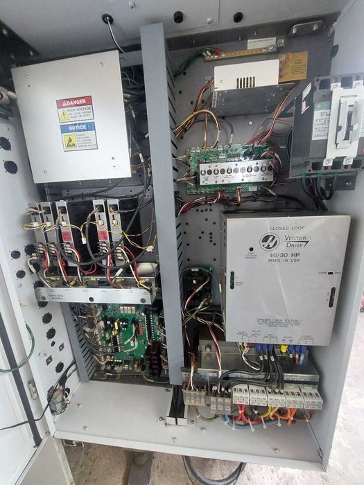 Tokarka CNC Haas SL-30 z napędzanymi narzędziami