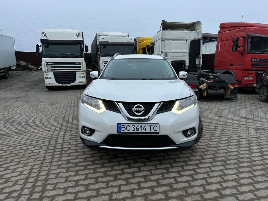 Nissan Rogue 2016 2.5 газ/бенз