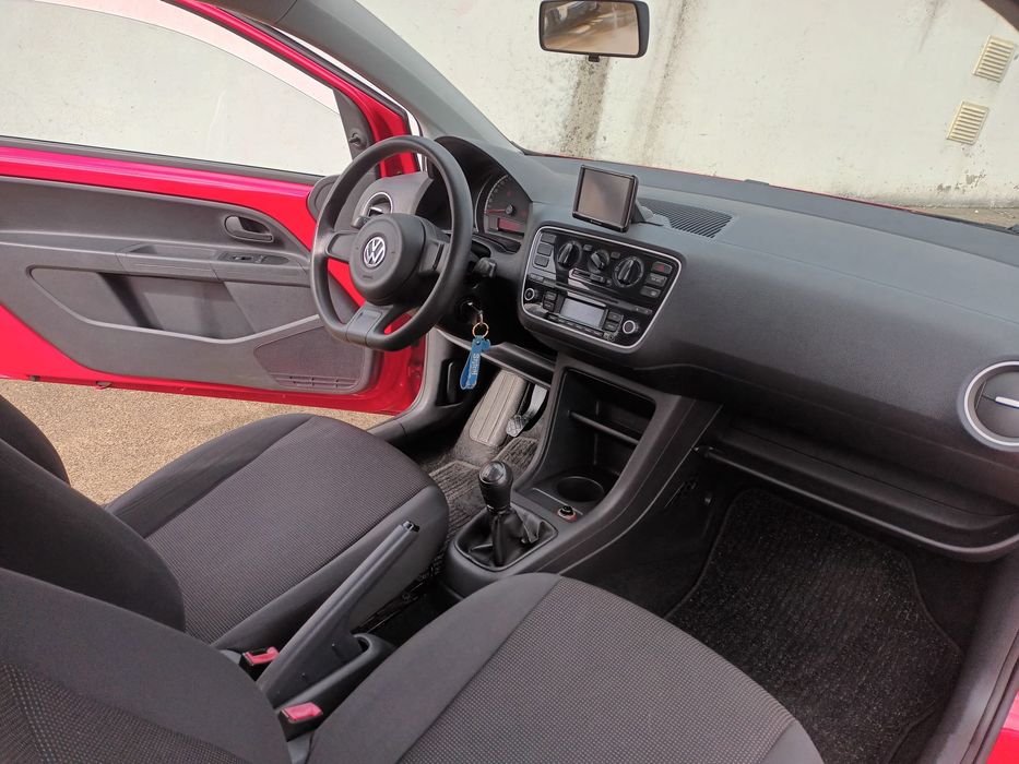 VW UP  1.0 2012  Bom Estado