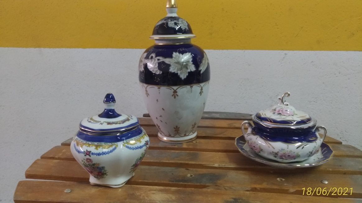 Potes em Porcelana