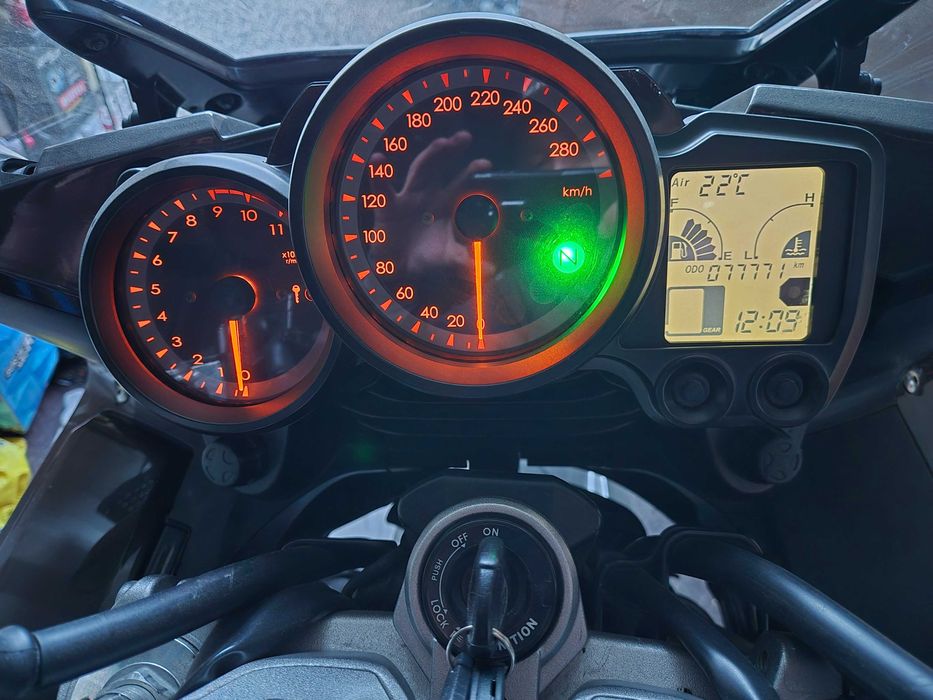 Yamaha FJR 1300.Rok 2009.Przebieg 77 km. Świętny stan !