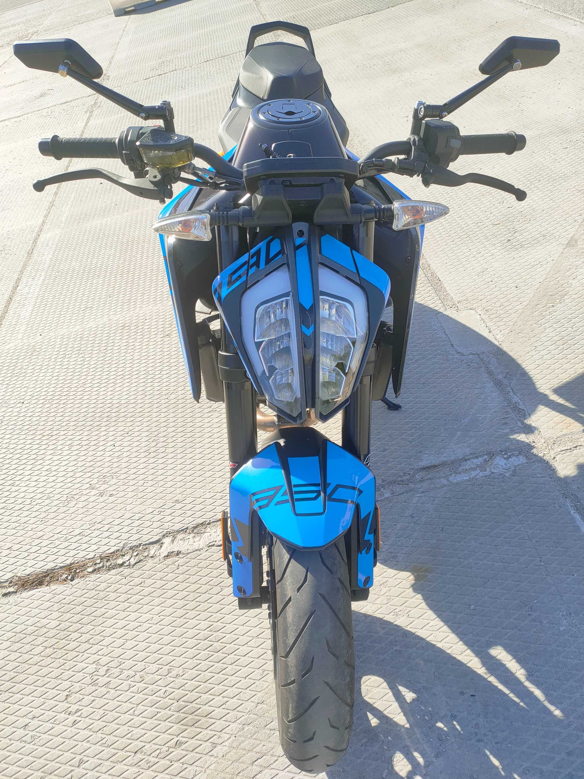 2021 KTM 890 Duke