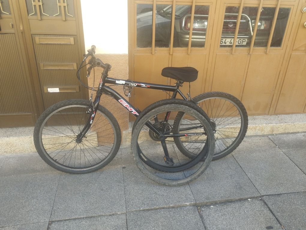 Bicicleta marca EMT