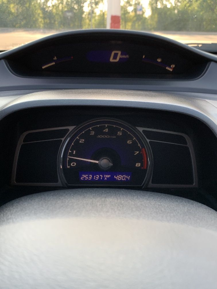 Продам Honda Civic 4d