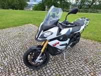 BMW S 1000 XR com poucos kms