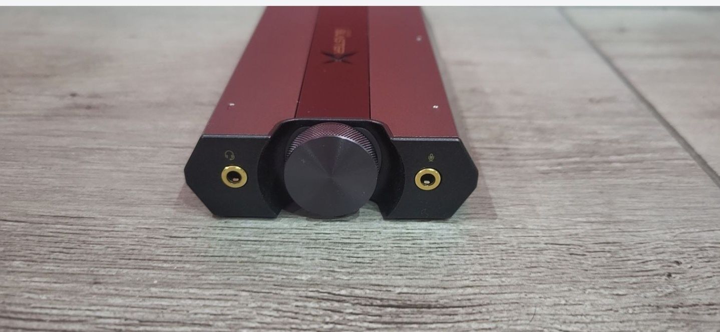 Sound BlasterX G6 karta dźwiękowa 
Wzmacniacz DAC