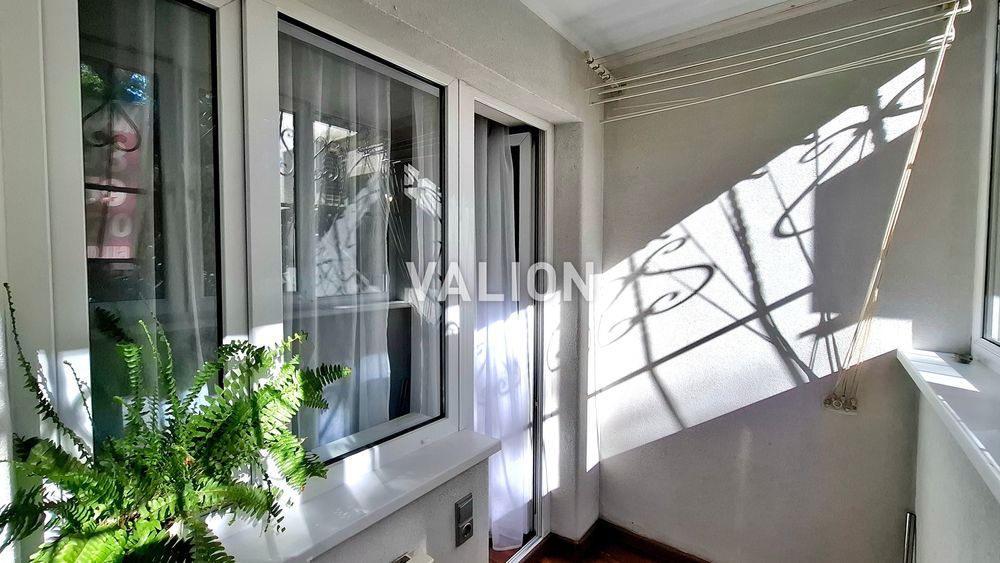 Продаж 1 кім. квартири, ремонт, Харківське шосе, метро Харківська