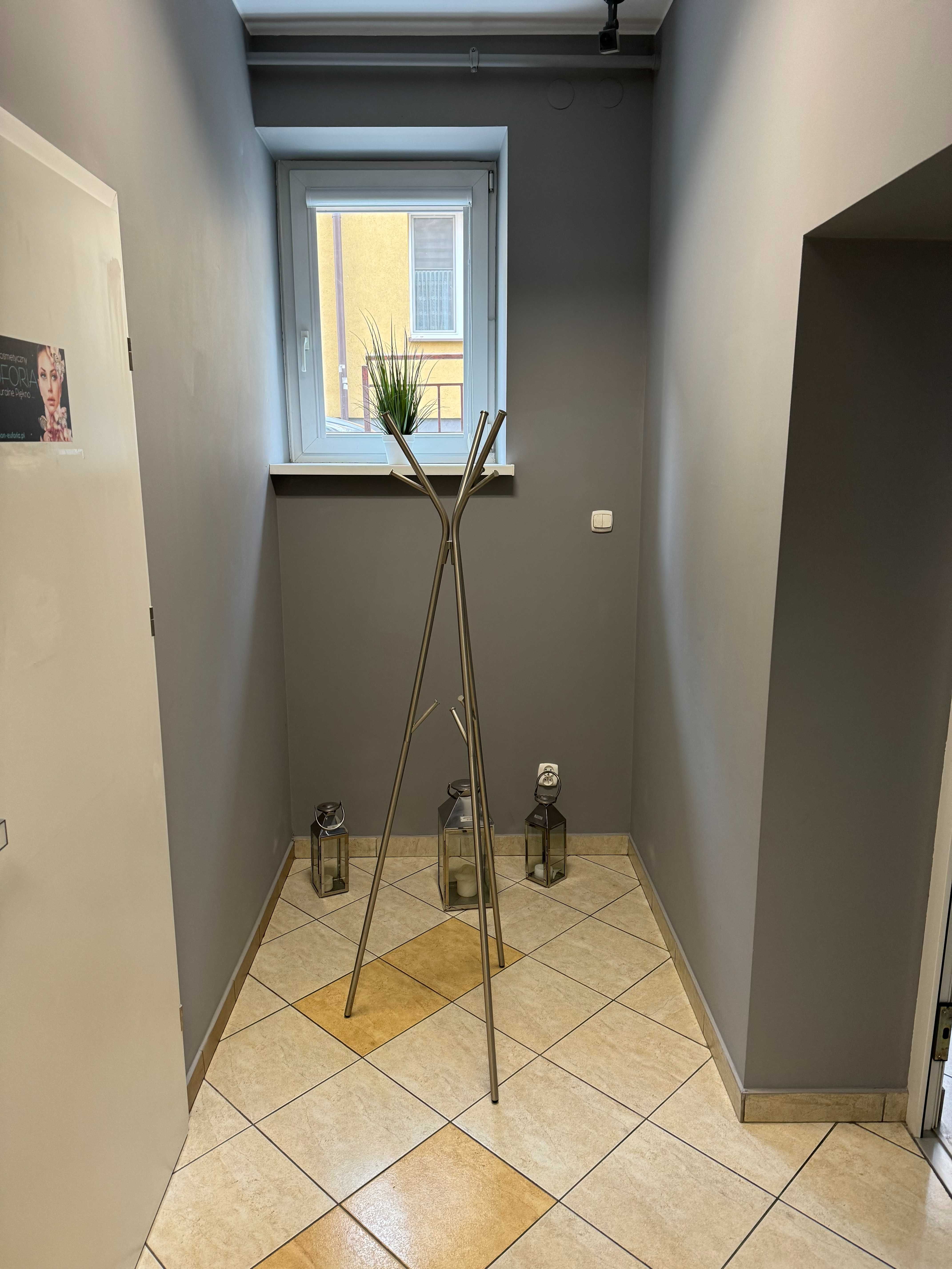 Sprzedam lokal użytkowy w centrum Łęczycy 84.70 m2