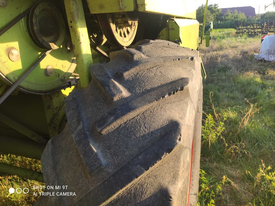 Комбайн Claas merkator 70