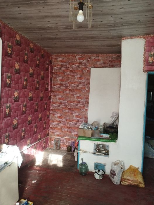 Будинок з умовами