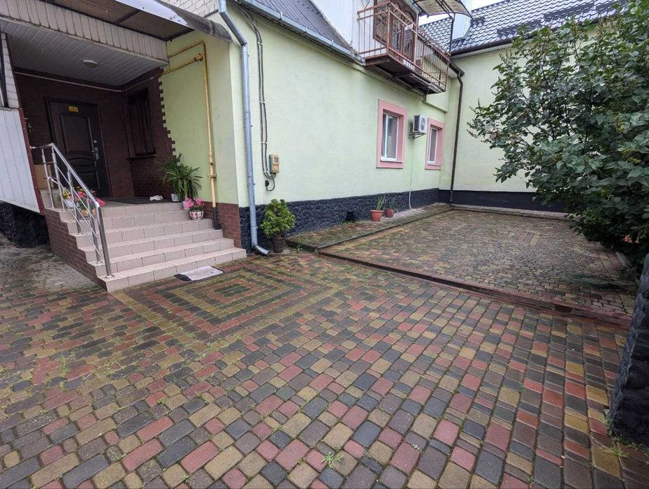 Оренда 2х кім частину будинку Гідропарк (Біля магазину озерянка)