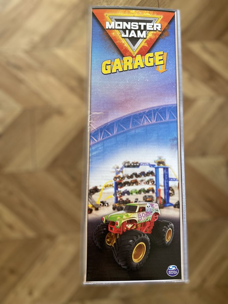 Nowy zestaw Monster Jam Garage  + samochody autka prezent