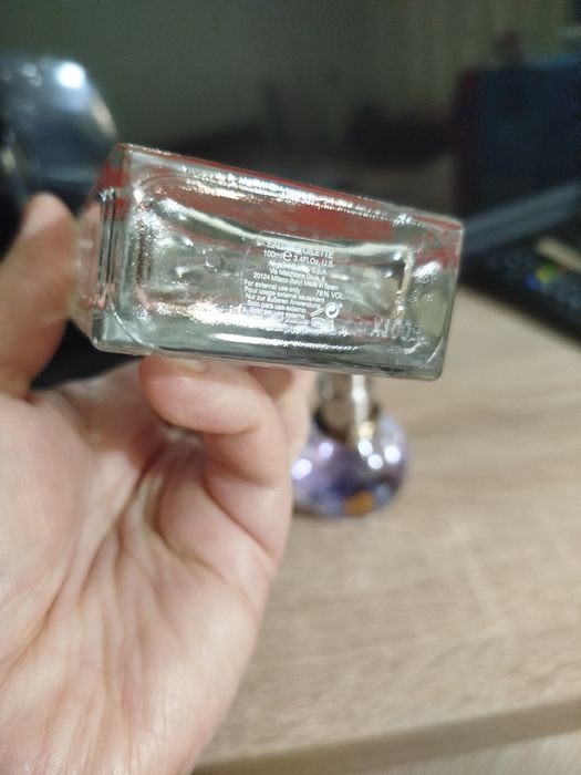 Продам парфумерію