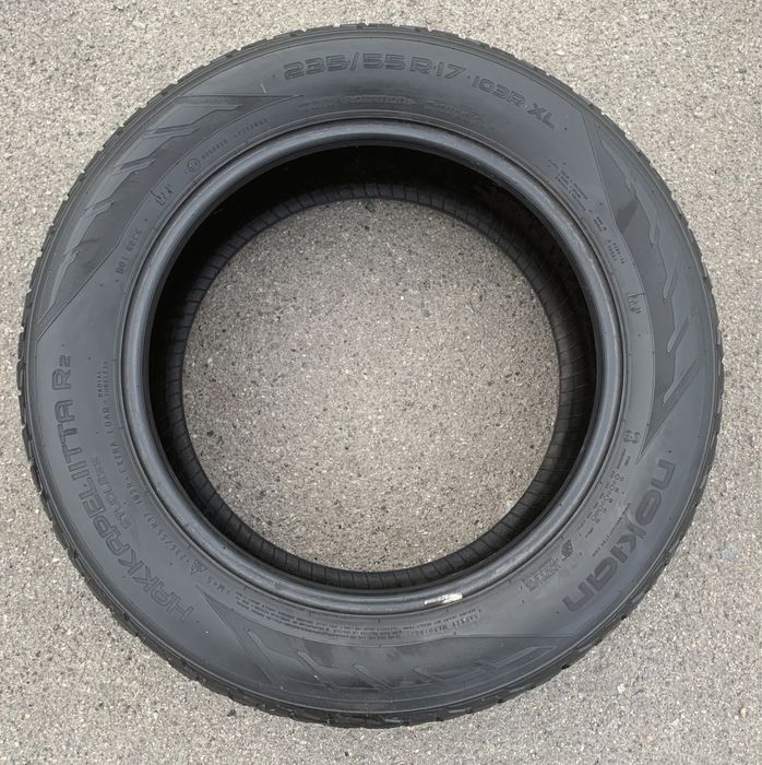 Шини Nokian Hakkapeliitta R2 235/55 R17 пара