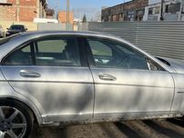 Двері Mercedes Benz W204 C klass колір C775