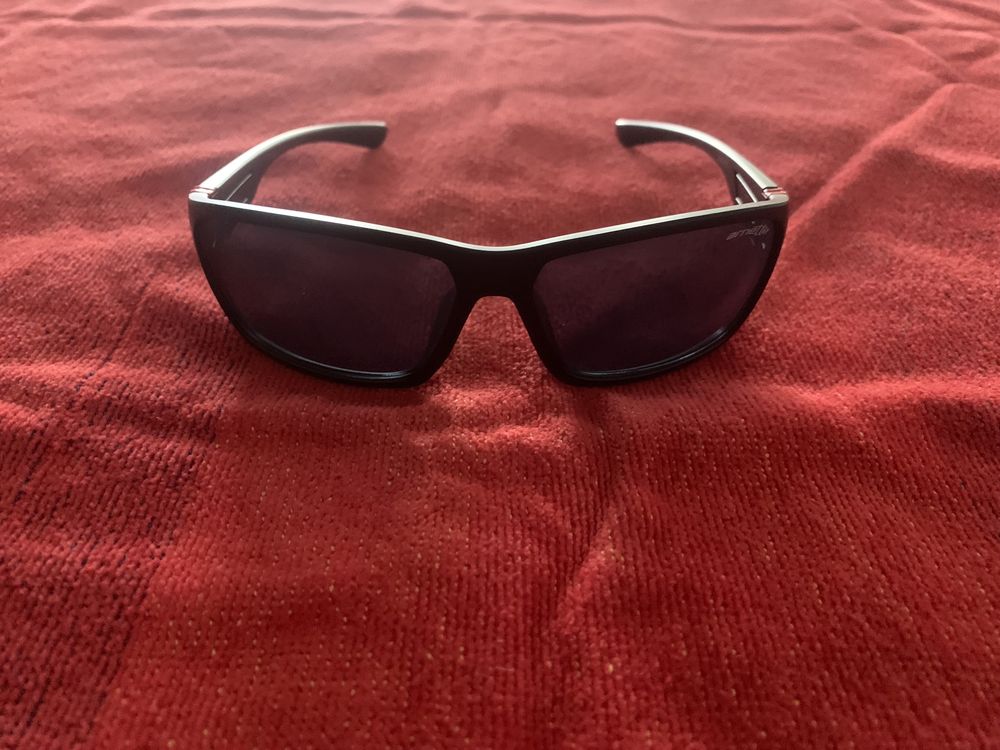 Óculos de sol Arnette + Saco para os óculos