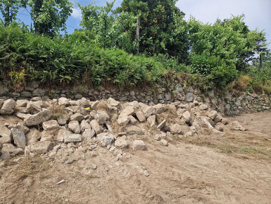 Pedra  velha  para venda
