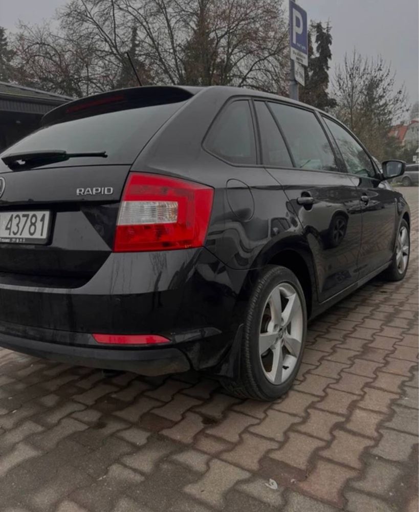 Skoda Rapid 2014 rok 1.6tdi automat
