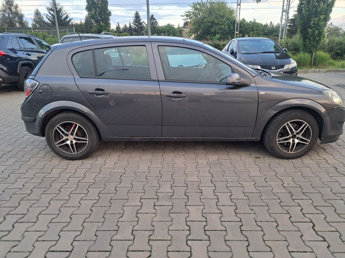 Opel Astra H 1.8 benzyna+LPG Tempomat