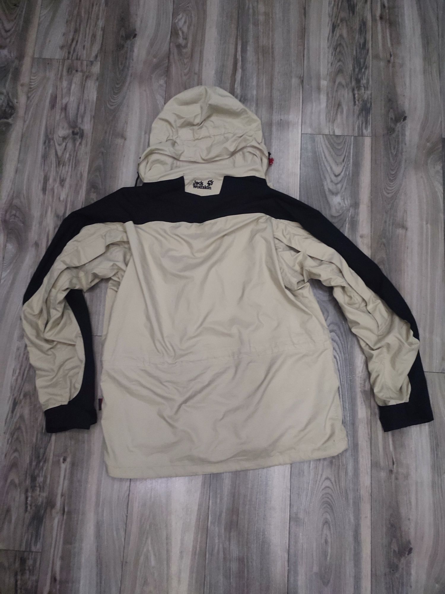 Kurtka Jack Wolfskin raczej XL/XXL wymiary na zdjęciach