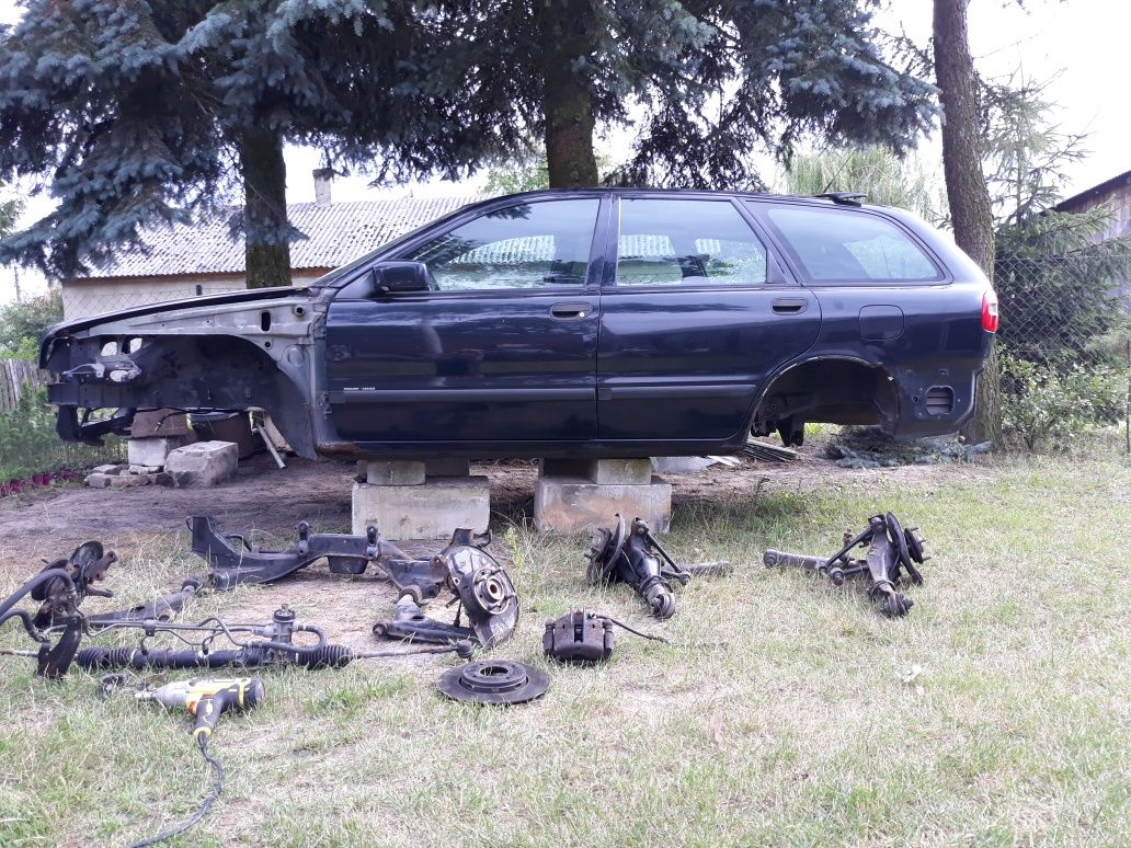 CZĘŚCI volvo v40 t4 i 2.0t lift skrzynia turbina rozrusznik alternator