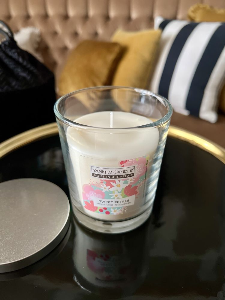 Yankee Candle Sweet Petals świeca świeczka zapachowa piękny zapach