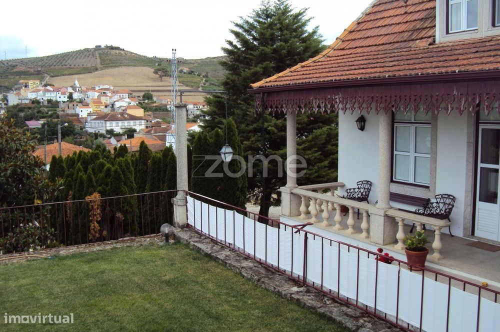 Casa Senhorial no Douro em Ervedosa - Casa do Pinhal