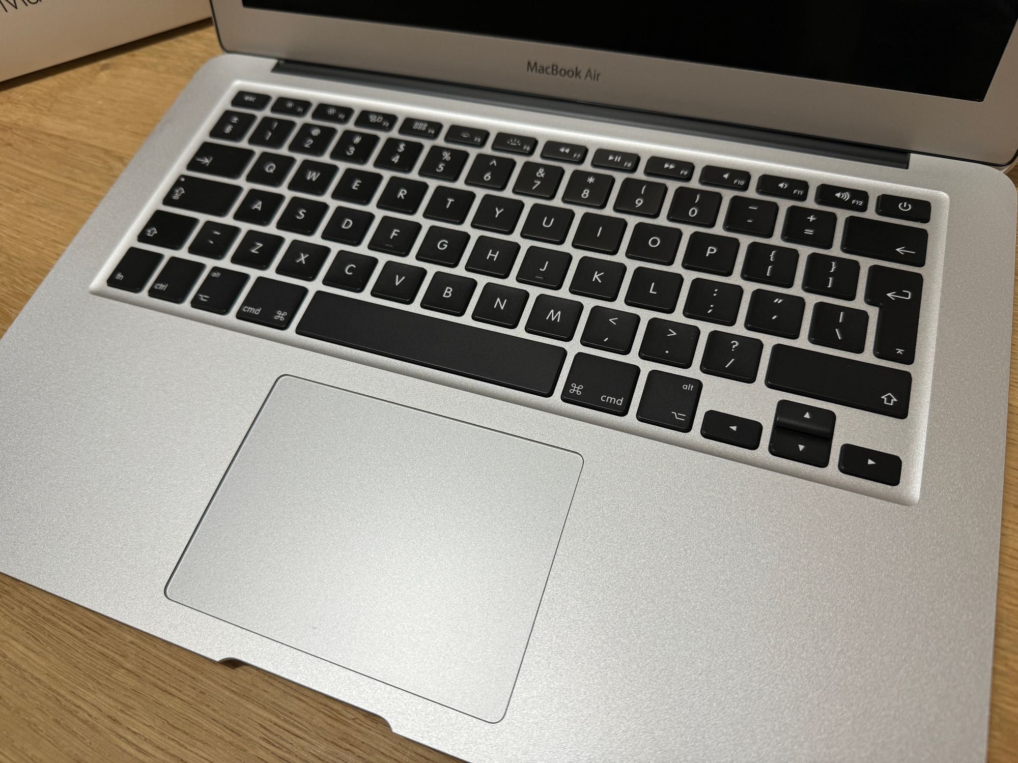 Laptop MacBook 12 13 " Intel Core i5 8 GB / 128 GB srebrny