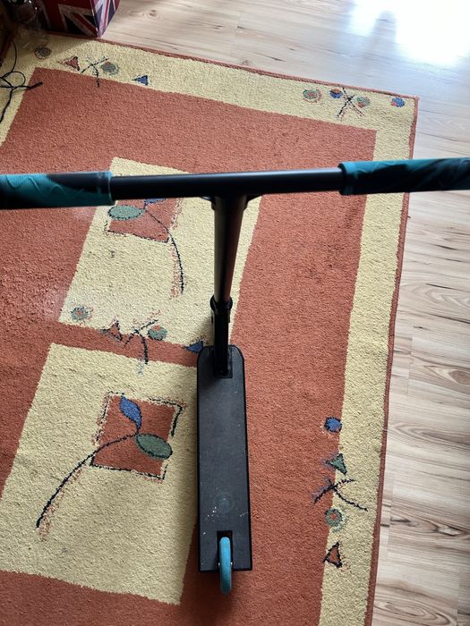 Chulajnoga wyczynowa Movino Maniac (Niebieska)