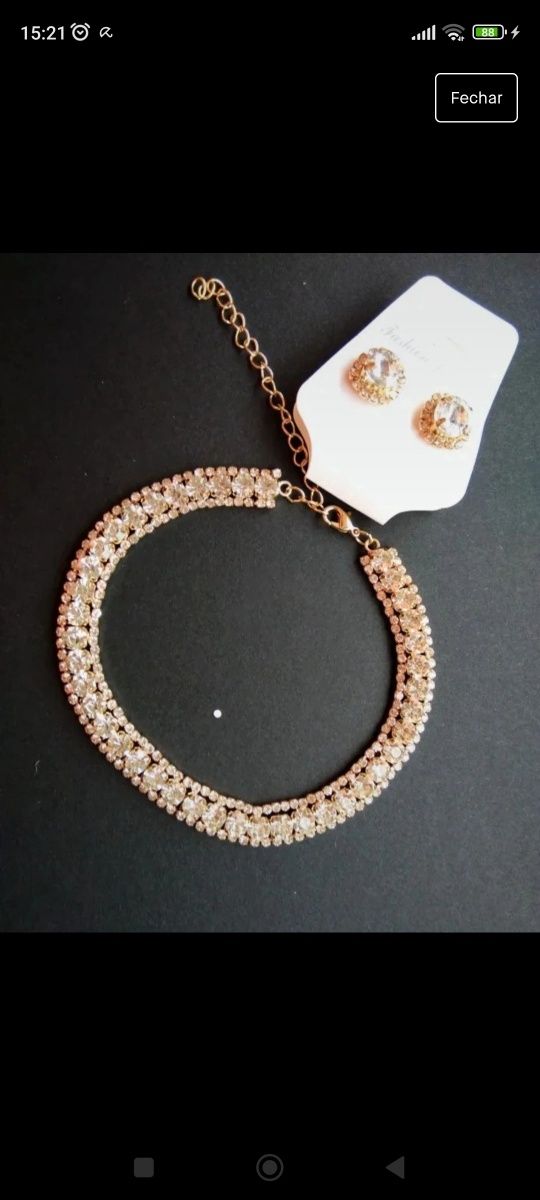 Relógio e colar pulseiras