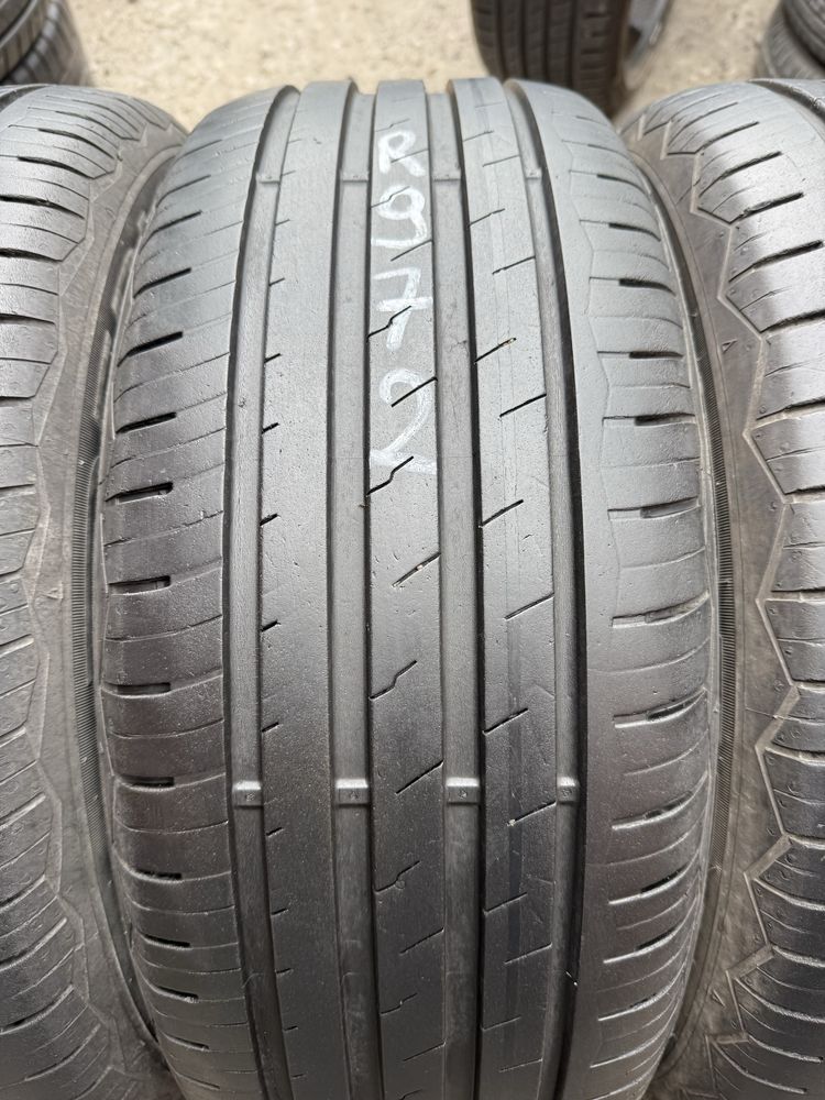 Opony letnie 215/55/16 Dębica 4szt 7mm 2021r